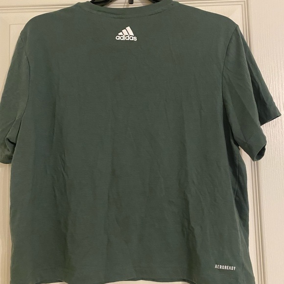 Green Adidas crop top - Picture 2 of 2